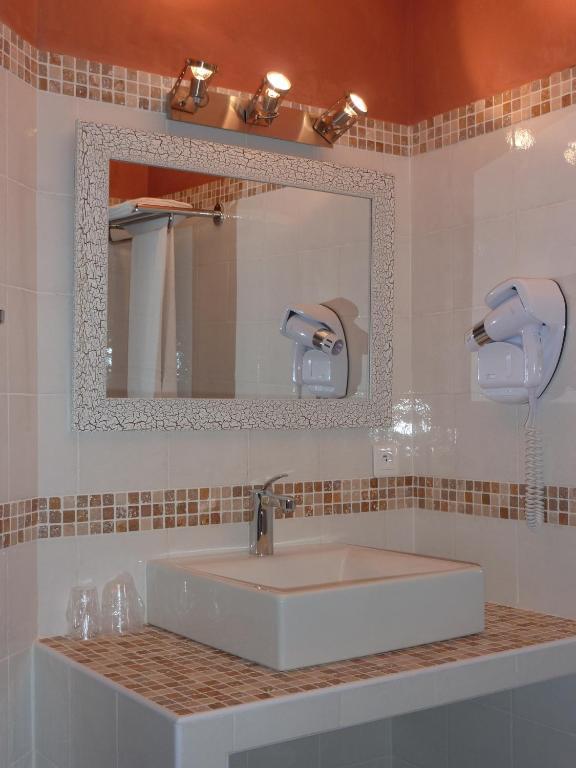 Hotel Le Saint Jean Ersa Room photo
